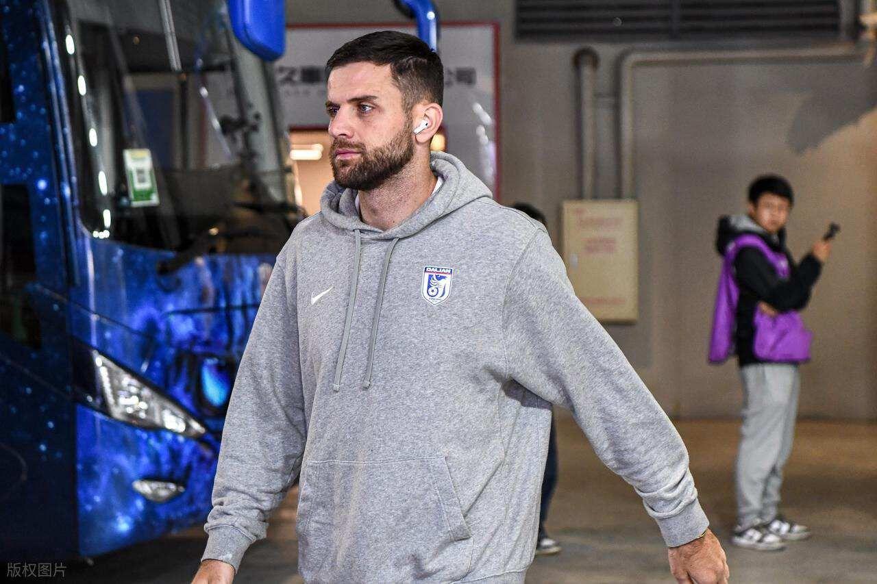 大连英博告别战：拉布亚德离队倒计时，马莱莱去留成焦点