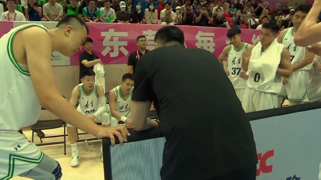 辽宁男篮大胜山东，赵继伟11助攻显实力，原帅28分助威