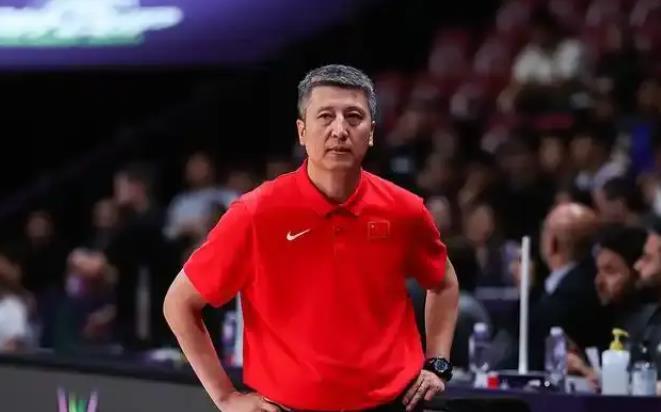 男篮世预赛：王俊杰余嘉豪缺阵，周琦赵继伟回归引关注