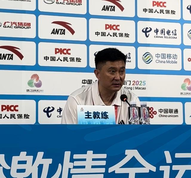 广东男篮28分大胜浙江 小组赛全胜收官展现冠军实力