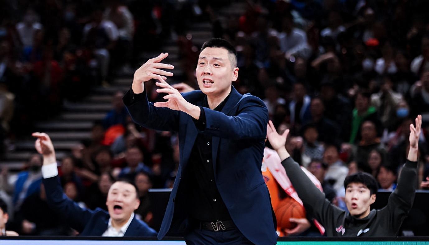 CBA新赛季压力爆表！五位主帅谁将率先下课？