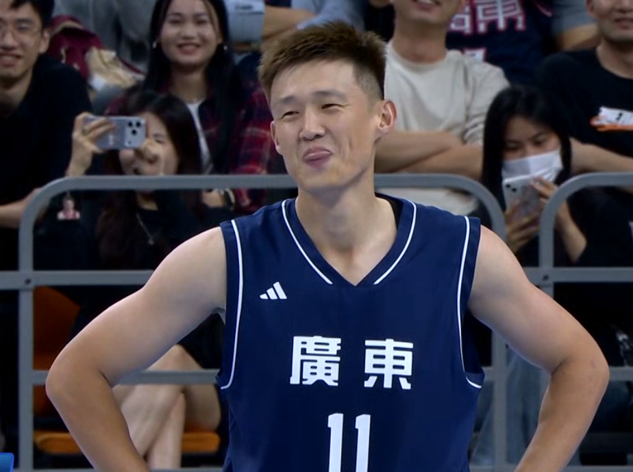 广东队42分大胜天津晋级四强，半决赛将战辽宁争决赛权