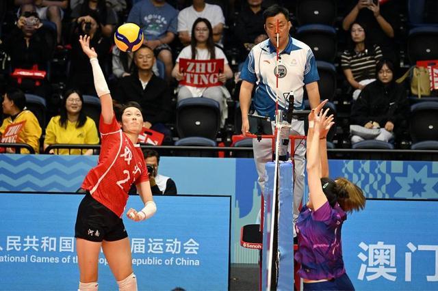 河南女排全运会三连胜，朱婷回归助力年轻球员成长