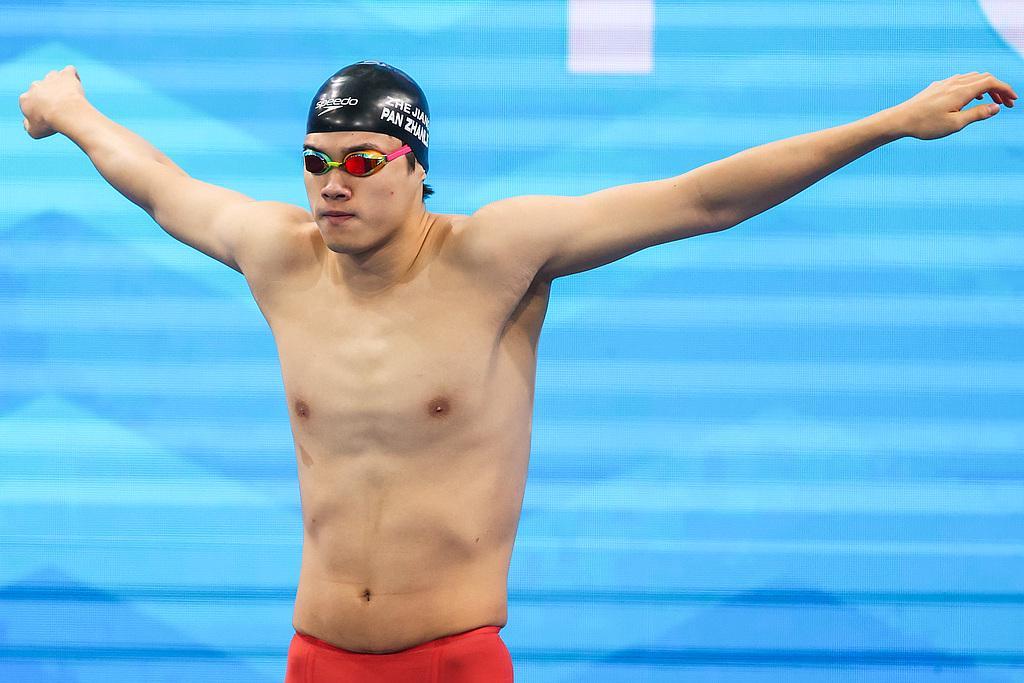 潘展乐一日四战显实力！浙江队成功卫冕男子4×100米自由泳接力冠军