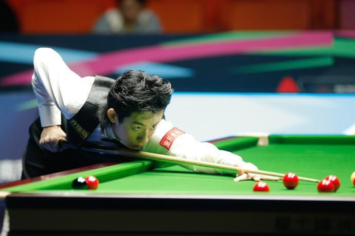 斯诺克国锦赛：吴宜泽9-6胜赵心童，首闯决赛冲击冠军