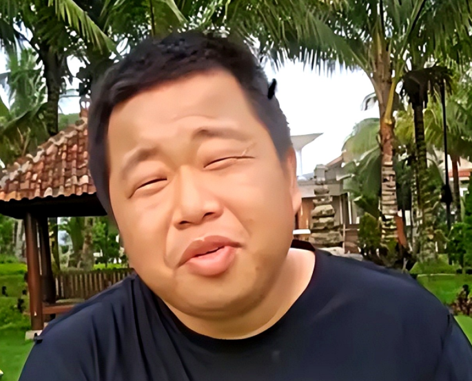 蓝战非揭秘：非洲直播为何被禁？顶流主播也难逃封禁命运