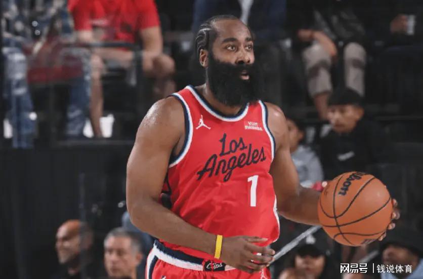 哈登复出难阻4连败！快船主场遭太阳双杀，三将状态回暖