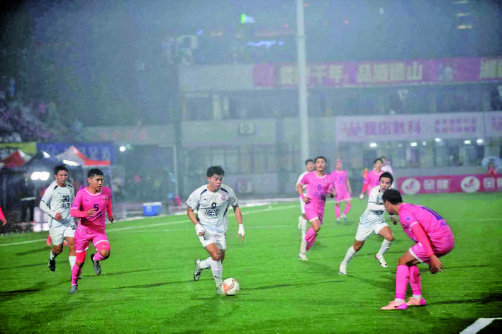 雨中大战常德队，湘潭队没能带走胜利