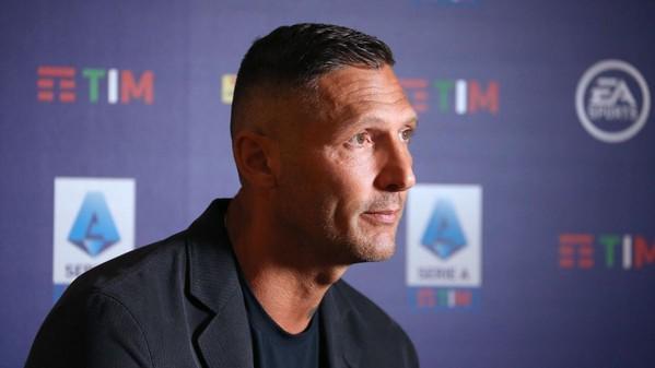 马特拉齐：穆里尼奥是我心中永远的第一，魅力与真诚并存