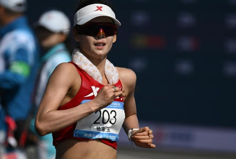 全运会马拉松竞走混合接力：杨家玉率北京一队夺冠，刷新PB摘金