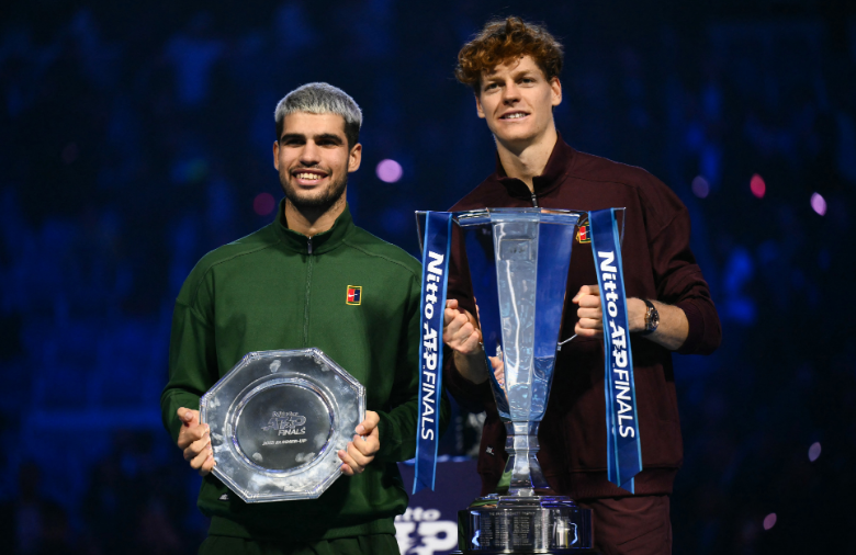 辛纳2-0完胜阿尔卡拉斯 卫冕ATP年终总决赛冠军创多项纪录