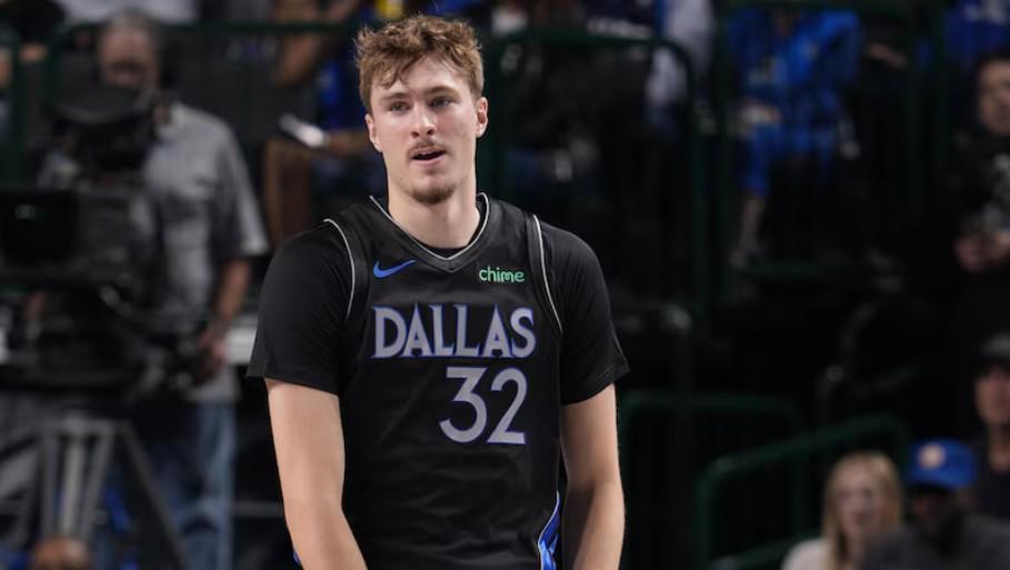 弗拉格21分8板5助0失误创历史，成最年轻达成该数据球员