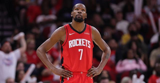 杜兰特盛赞球队沟通：积极交流成逆转魔术关键因素