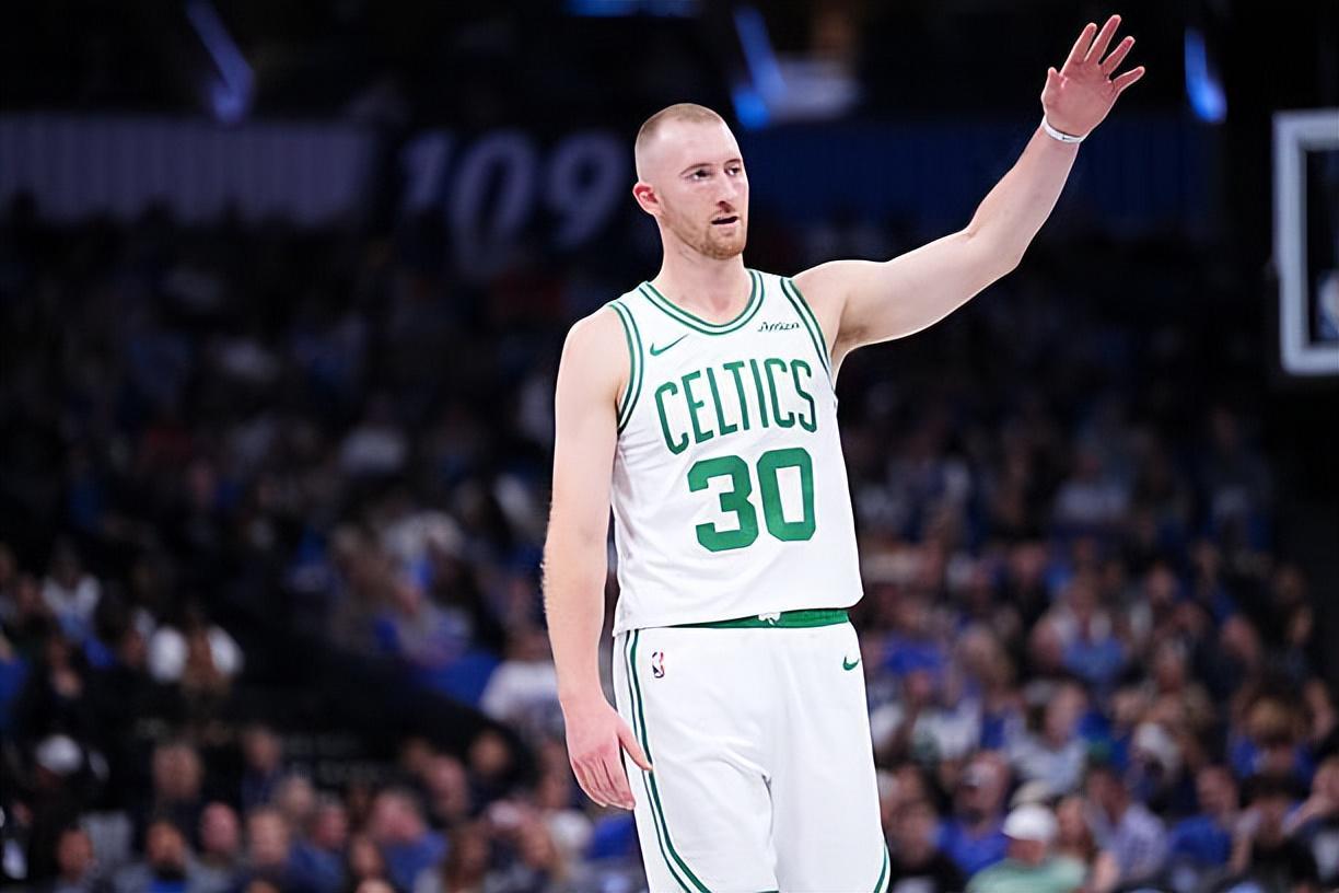 凯尔特人豪瑟表现低迷，4500万合同是否沦为垃圾合同？