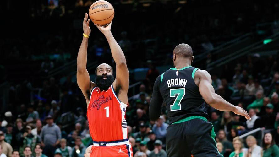 36分钟37+7+8！哈登下半场32分难救主，快船惜败凯尔特人