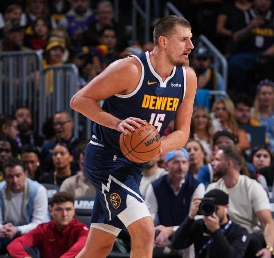 NBA最新MVP排名：约基奇力压亚历山大登顶，全能数据统治赛场