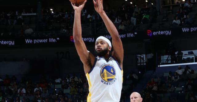 勇士穆迪首节狂轰7记三分 科尔盛赞其努力与进步