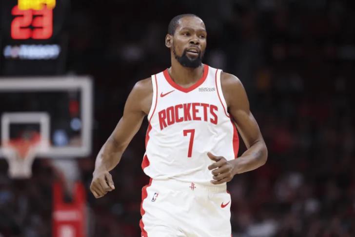 杜兰特即将打破贾巴尔20年神迹：仅差6场30+5+5表现