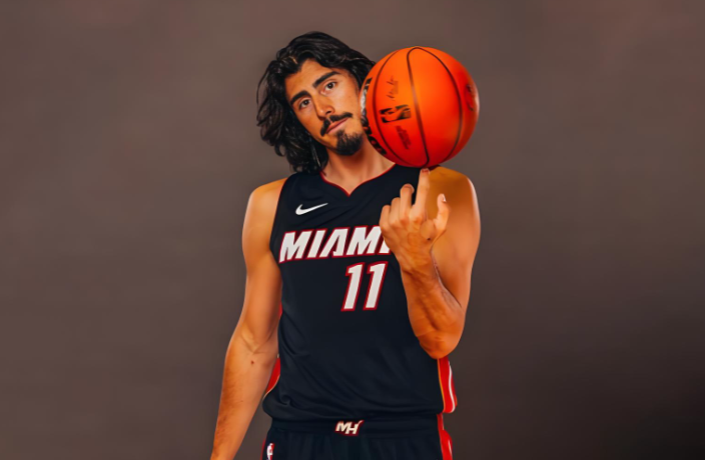 未来之星崛起！哈克斯第三年表现如何，能否成为球队核心？