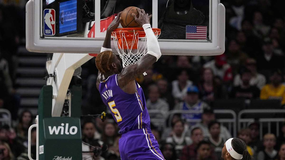 湖人29分惨败雷霆：这场失利能否成为争冠路上的关键警醒？