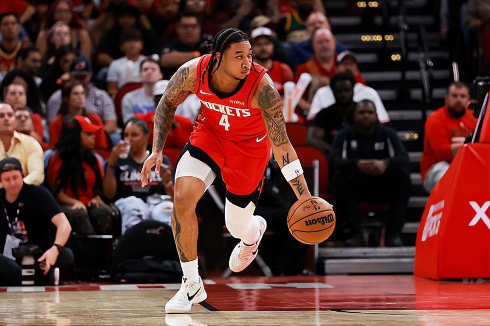 火箭后场新援戴维森发展联盟首秀惊艳，能否赢得教练组青睐？