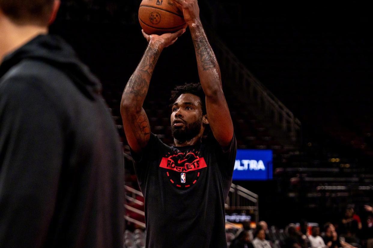 火箭锋线大将伊森伤缺4-6周，乌度卡如何应对阵容调整挑战？