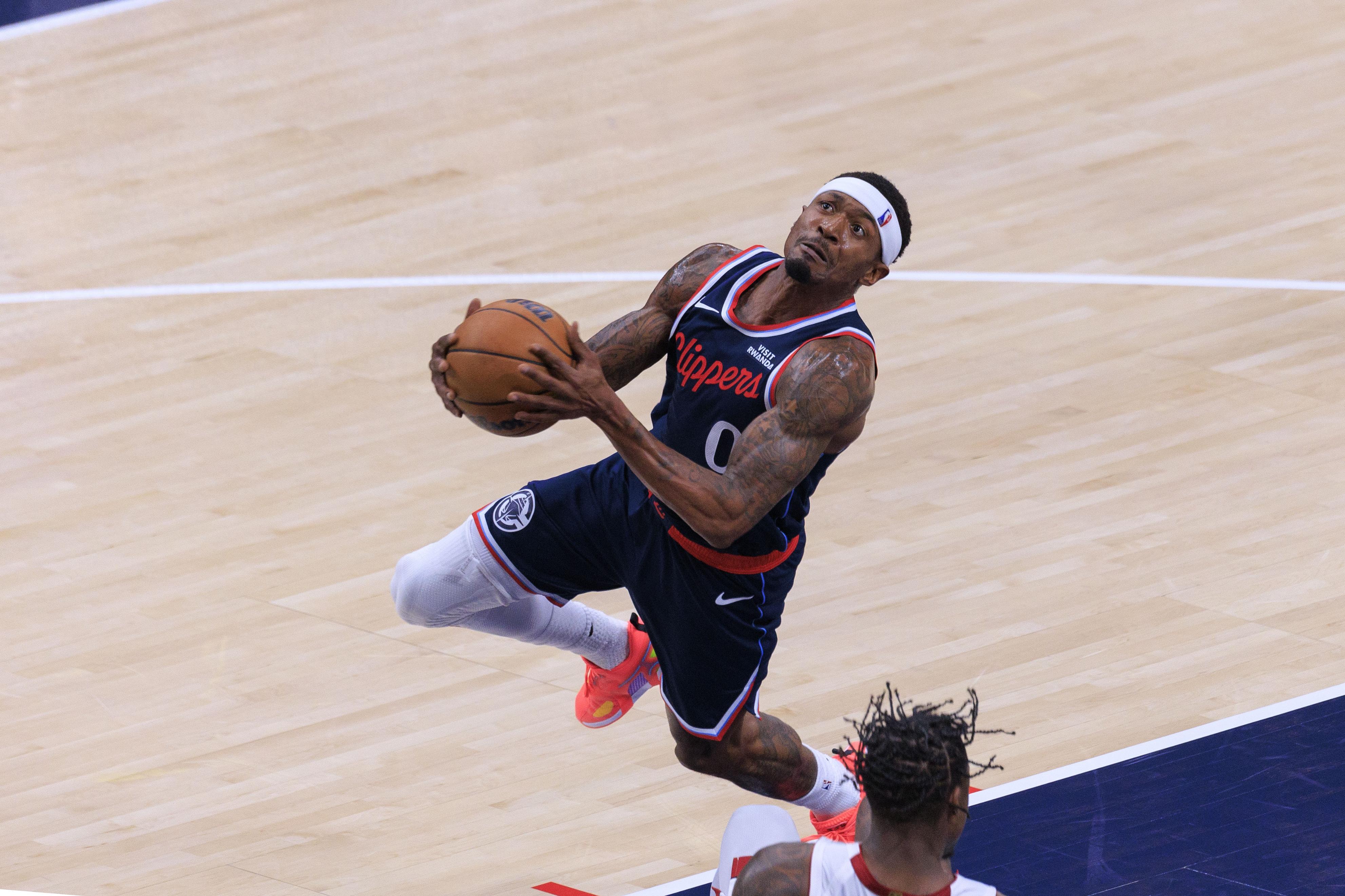 快船深陷伤病泥潭：比尔报销引连锁反应，哈登独木难支