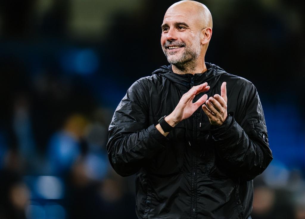 曼城铁卫阿克遭冷遇 冬窗或离队 四大豪强争相求购