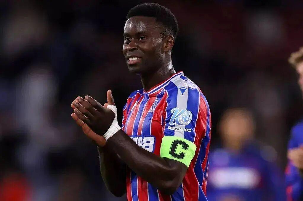 利物浦27岁铁卫续约存疑，冬窗引援成关键抉择