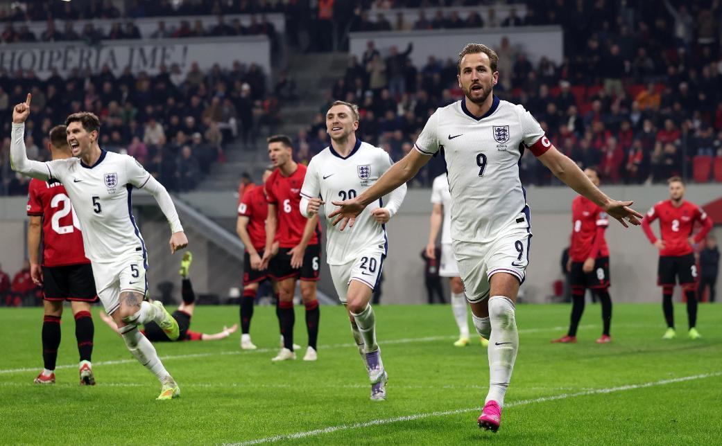 凯恩双响助英格兰2-0胜阿尔巴尼亚，世预赛11连胜创三大纪录