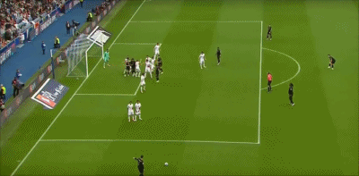 世界杯预选赛：葡萄牙半场5-1大胜亚美尼亚，若昂-内维斯双响+世界波