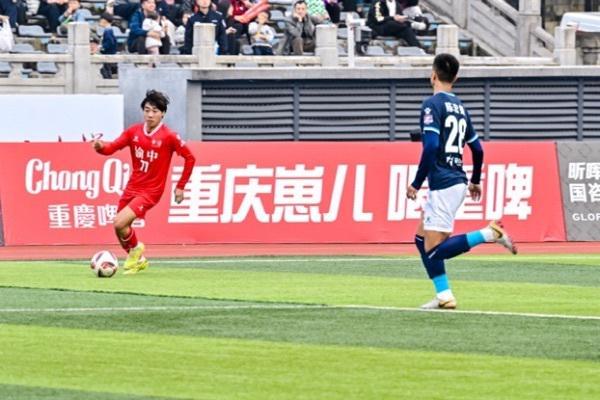 渝超焦点战引爆大田湾 重庆啤酒助力足球狂欢盛宴