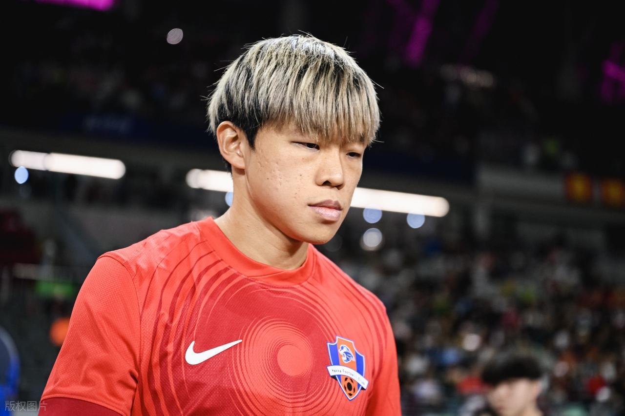 上海海港争抢茹子楠背后：中超本土后卫荒与豪门囤人困局