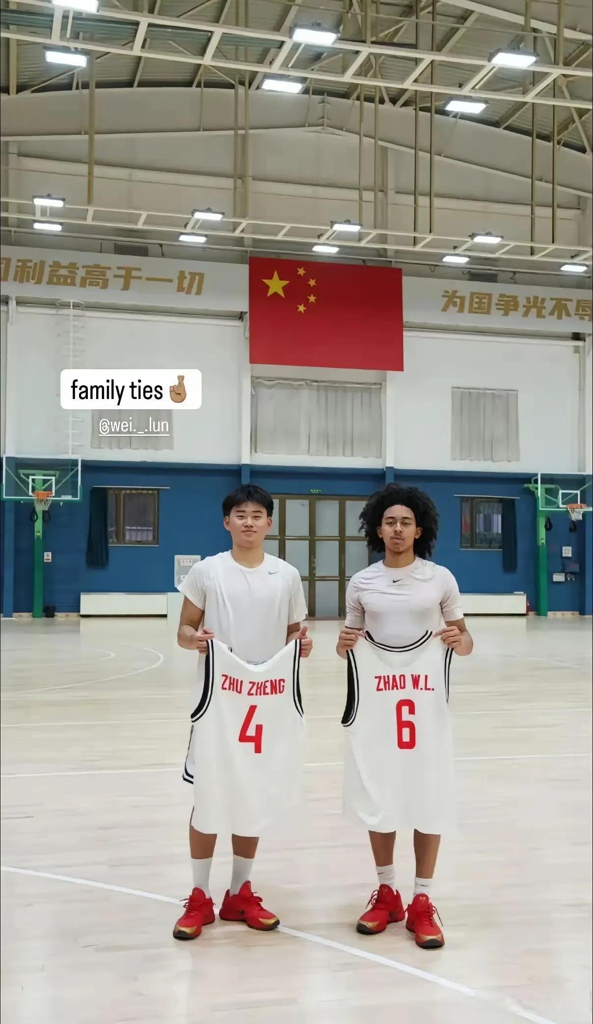 中国男篮两年后世界杯阵容分析：归化球员是否仍是必需？