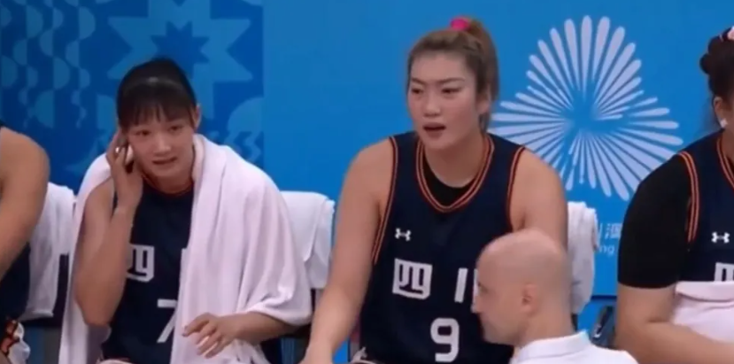 女篮李梦全运会表现引争议，宫鲁鸣弃用决定获球迷理解