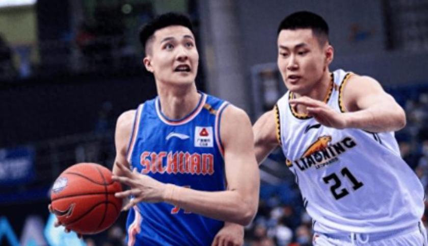 篮协深夜追加重罚！朱松玮等4人禁赛1个月，CBA关键赛事恐缺席