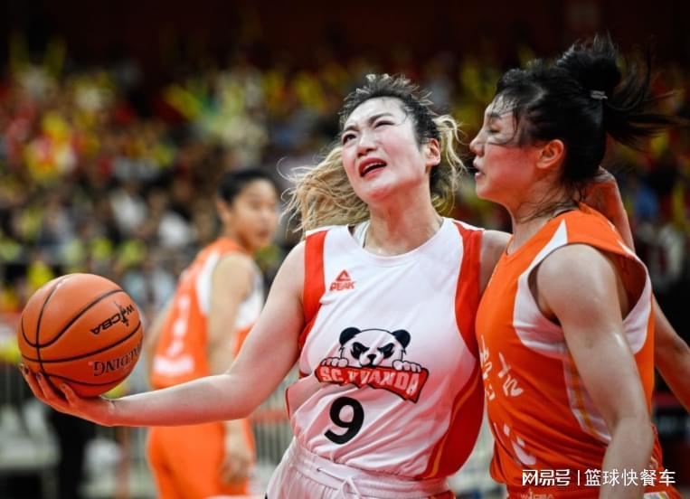 中国女篮联赛遇冷！两月三队退赛，WCBA未来何去何从？