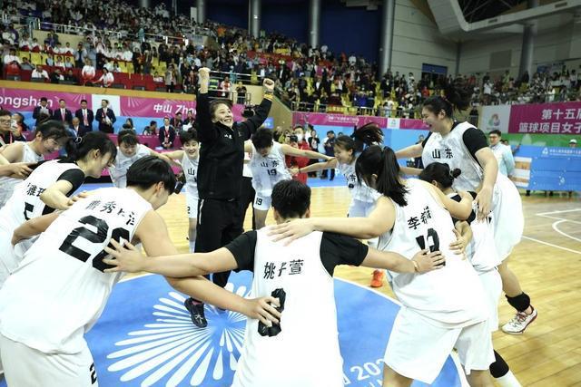 全运会U18女篮：张子宇统治级表现助山东队夺冠
