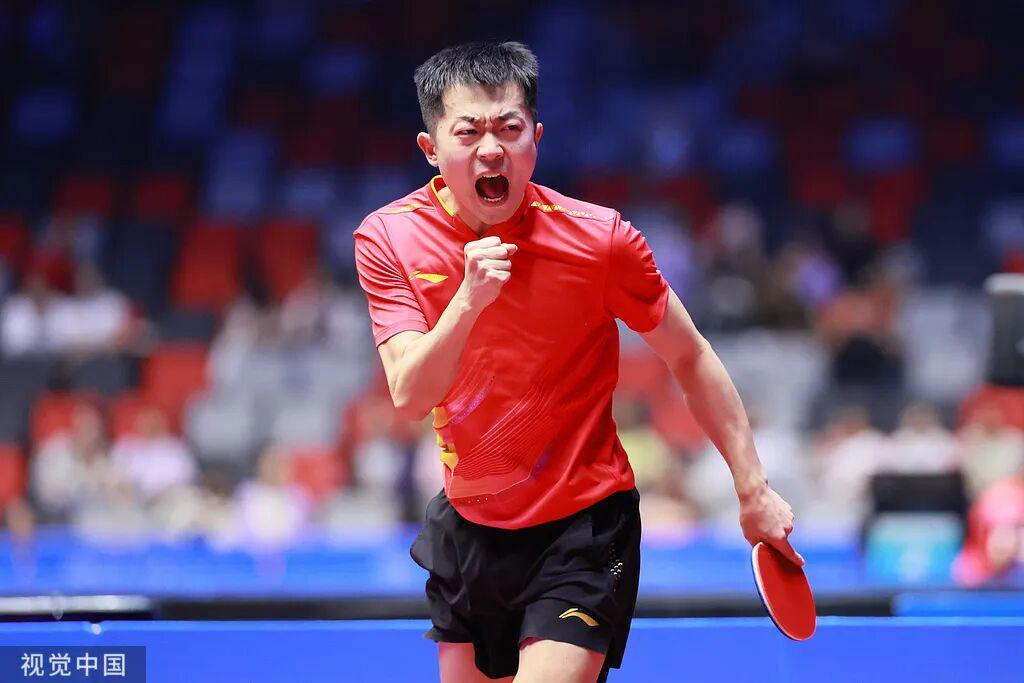 全运会乒乓球半决赛激战正酣：樊振东王楚钦，陈梦王曼昱巅峰对决
