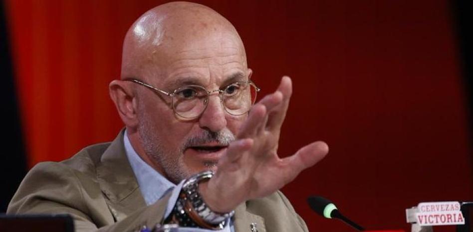 亚马尔疗伤风波：巴萨先斩后奏引足协震怒，老帅罕见发声