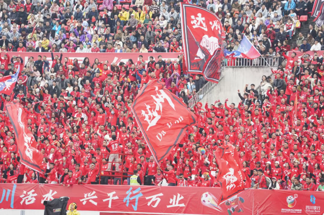 达州队主场5:0大胜巴中队，提前锁定出线名额！