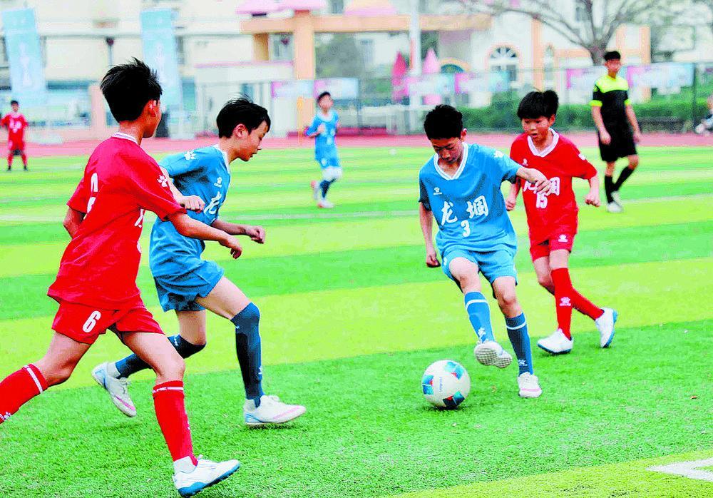 足球小将点燃乡村振兴新引擎：龙堌镇的绿茵梦想之路