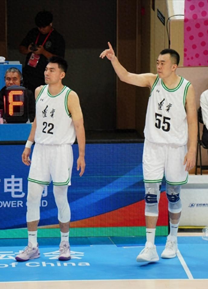 杨鸣新赛季大动作！六名新星获重用，辽篮青春风暴来袭