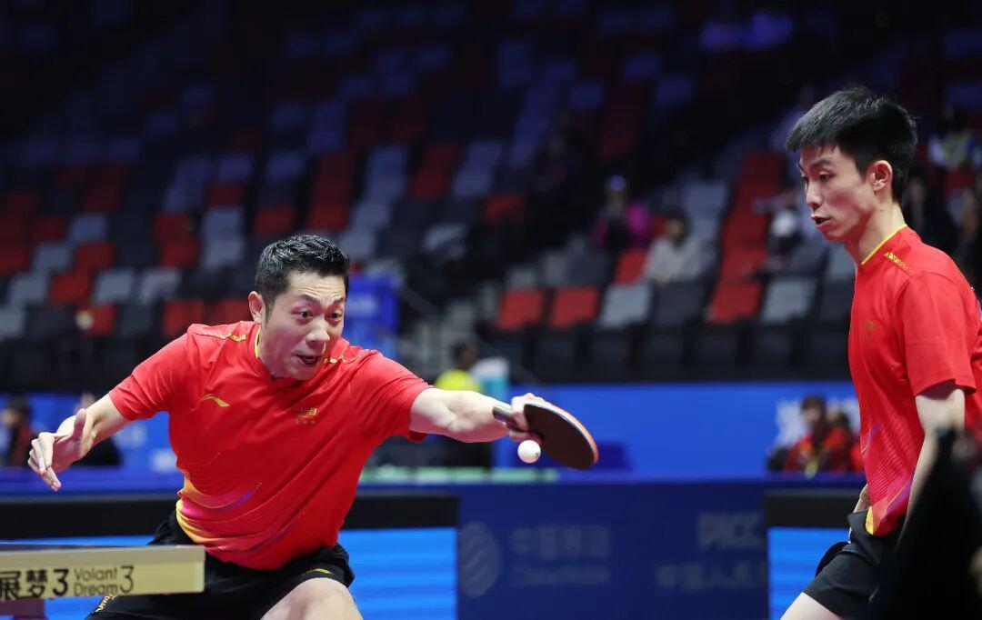 全运会乒乓男团：樊振东许昕领衔上海队3-0横扫江苏队迎开门红