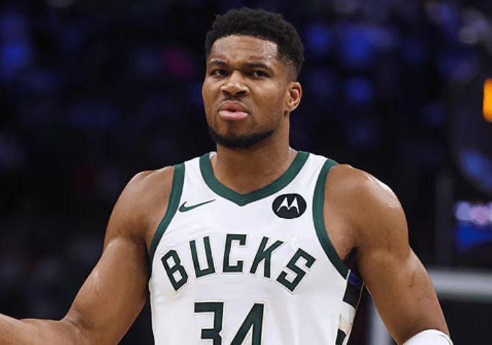 字母哥缺阵雄鹿100-111爆冷负黄蜂 罗林斯25分难救主