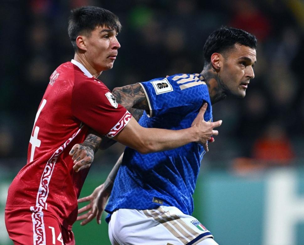 国米20岁新星破门！意大利2-0完胜弱旅，直通世界杯仍存悬念