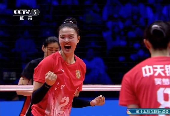 江苏女排全运会3-0横扫山东 八年后再登顶女排冠军宝座