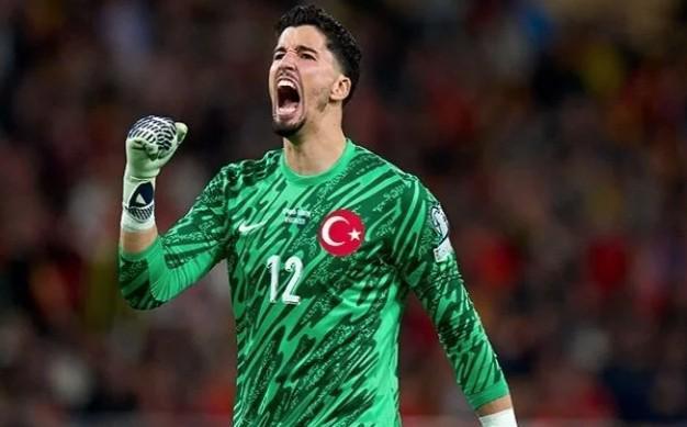 巴因迪尔：土耳其险胜西班牙失之交臂，平局留憾但信心依旧