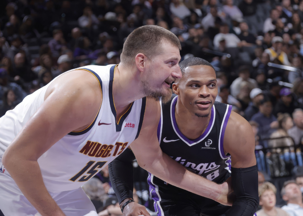 掘金两场惜败暴露替补短板，威少回归能否成为救世主？