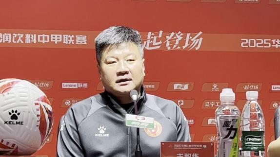 李金羽谈青训与育儿观：不教孩子踢球，尊重教练；拒绝回顾球员生涯